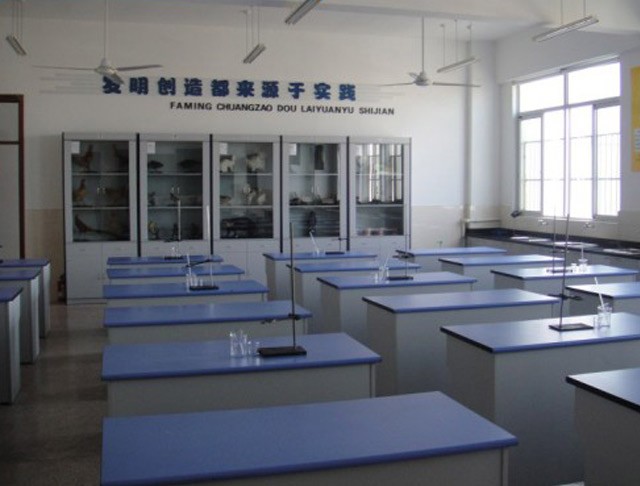 襄陽全木結(jié)構(gòu)長方桌