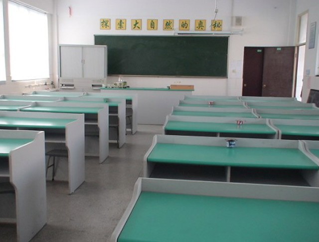 襄陽小學(xué)科學(xué)實驗室成套設(shè)備